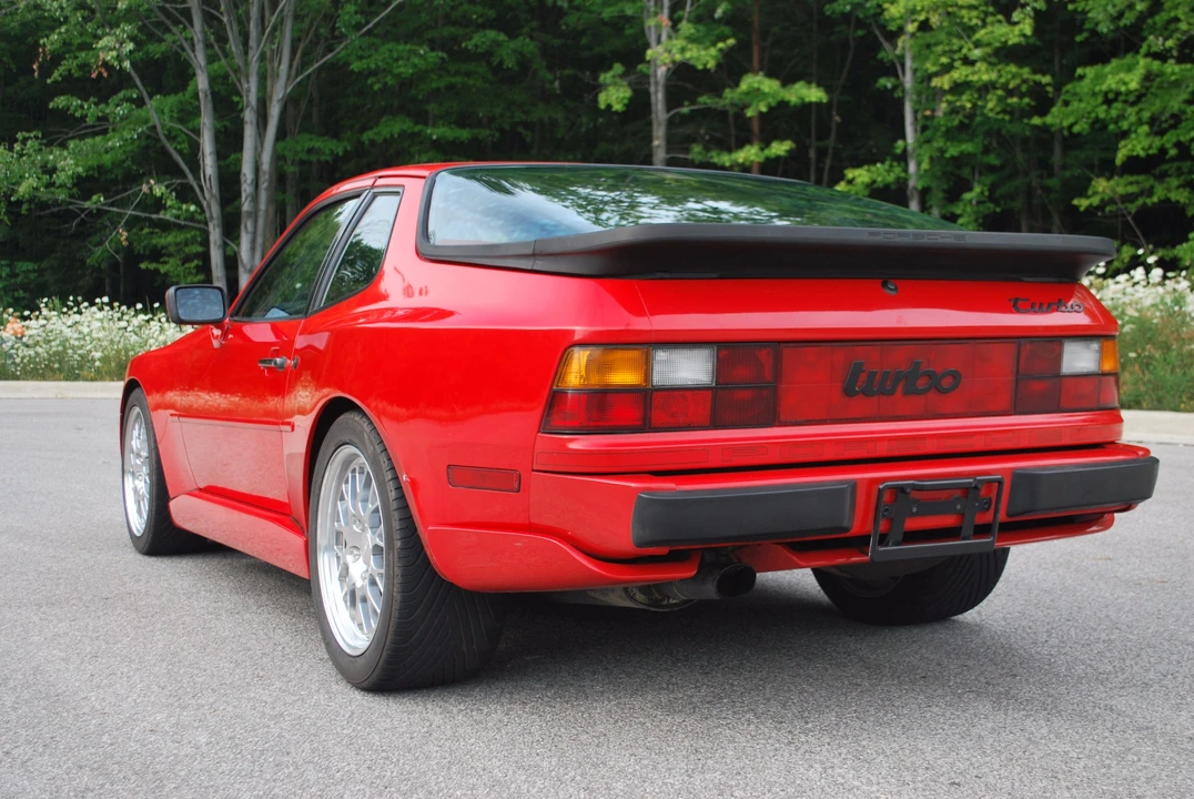 1987 Porsche 944 Turbo - Image 5 of 31