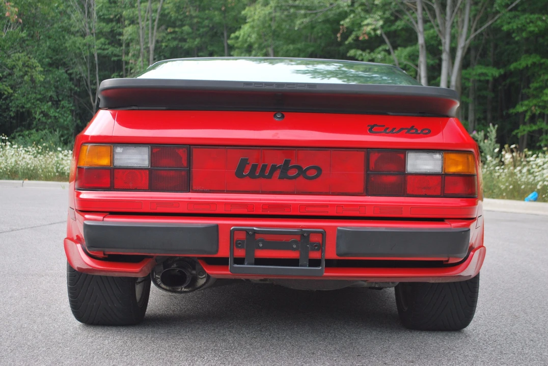 1987 Porsche 944 Turbo - Image 7 of 31
