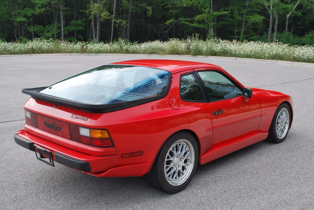 1987 Porsche 944 Turbo - Image 8 of 31
