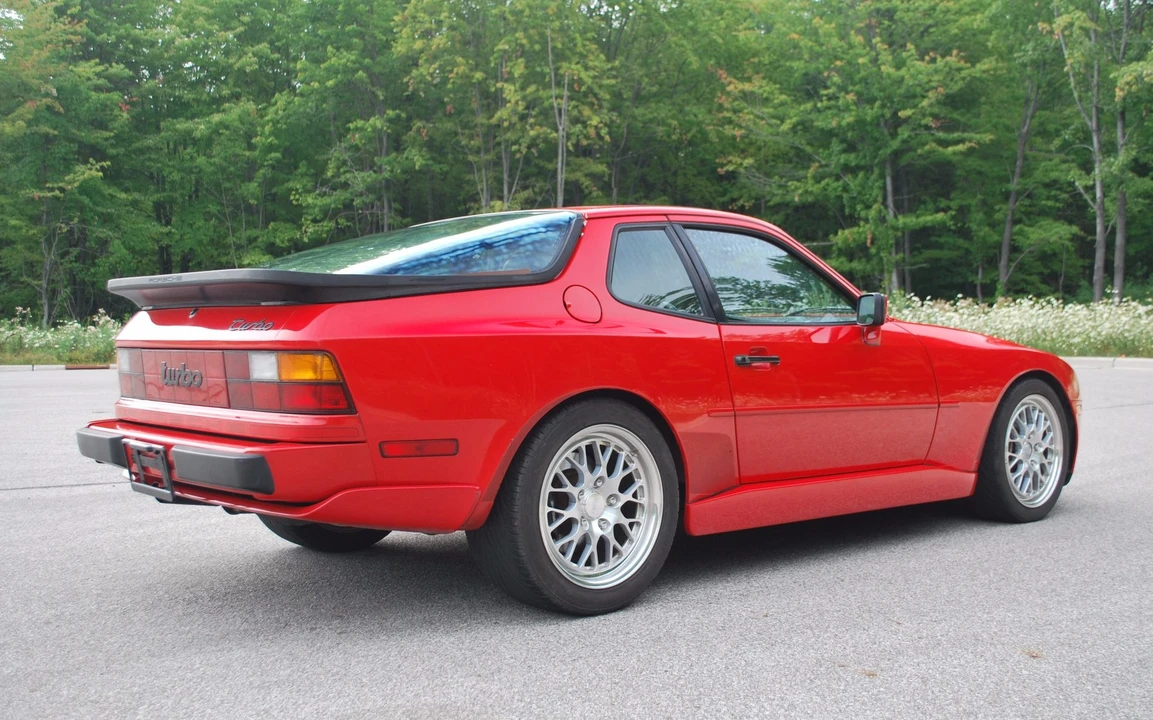 1987 Porsche 944 Turbo - Image 9 of 31