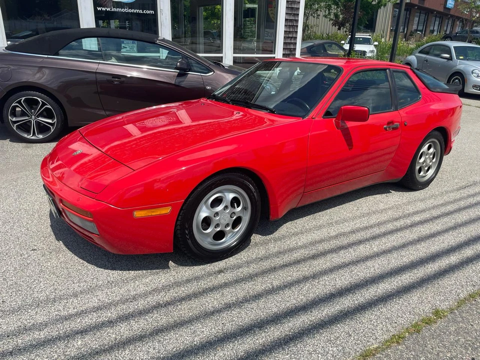 1987 Porsche 944 - Image 3 of 16