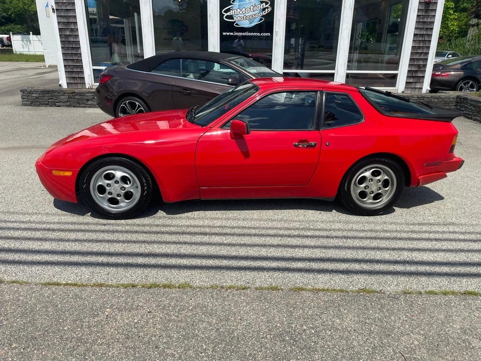 1987 Porsche 944 - Image 4 of 16