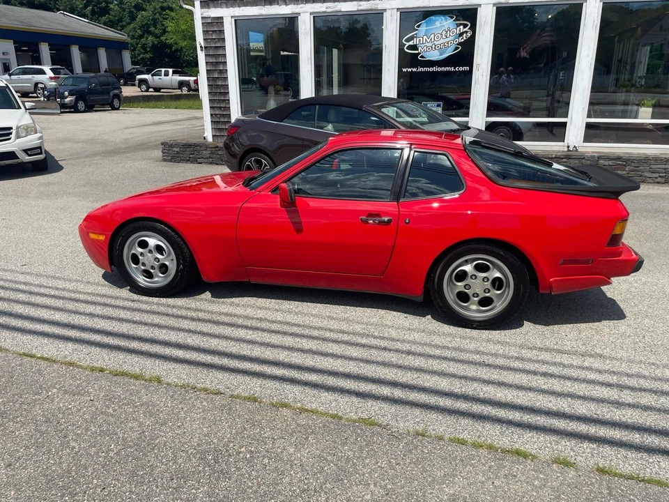 1987 Porsche 944 - Image 5 of 16