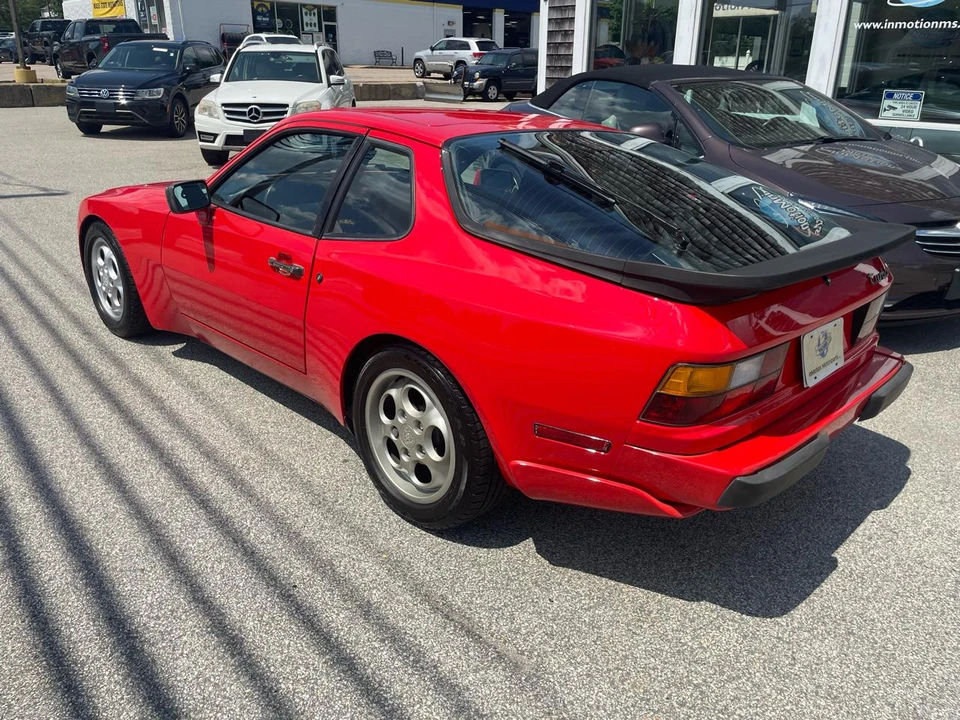 1987 Porsche 944 - Image 7 of 16