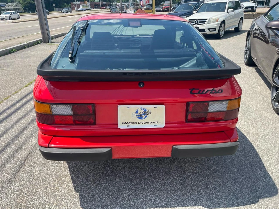 1987 Porsche 944 - Image 9 of 16