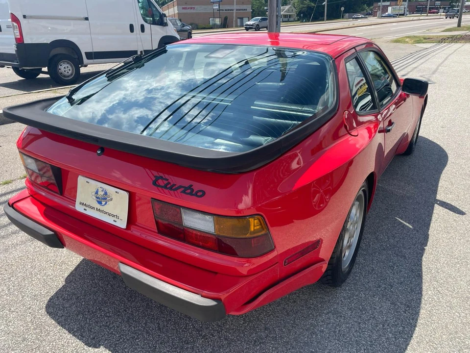 1987 Porsche 944 - Image 10 of 16