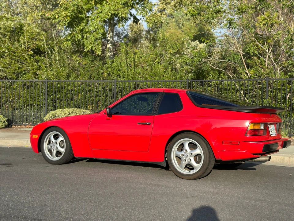 1987 Porsche 944 Turbo - Image 14 of 31