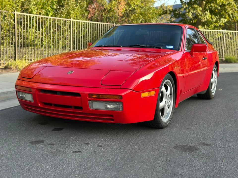 1987 Porsche 944 Turbo - Image 9 of 31
