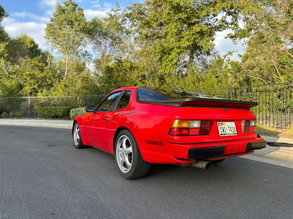 1987 Porsche 944 Turbo - Image 17 of 31