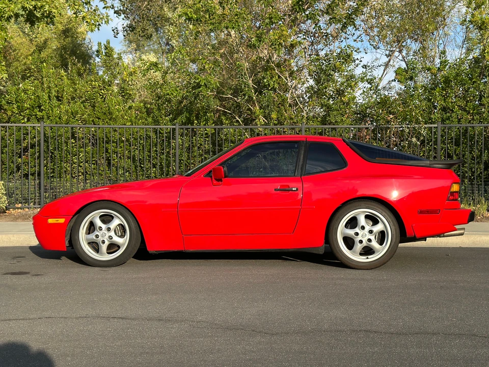 1987 Porsche 944 Turbo - Image 12 of 31