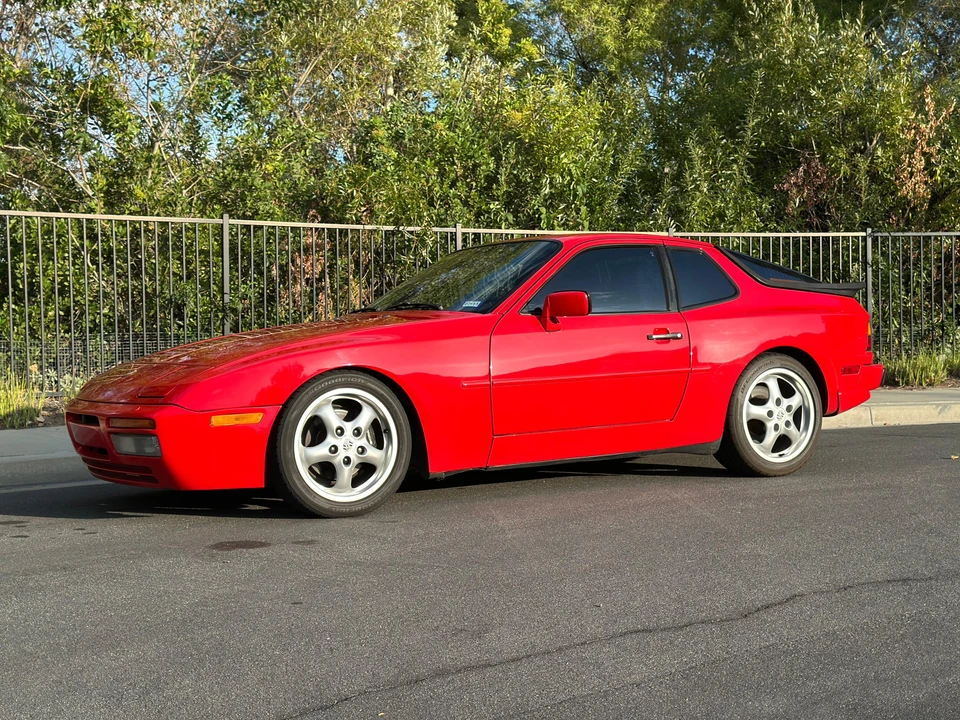 1987 Porsche 944 Turbo - Image 11 of 31