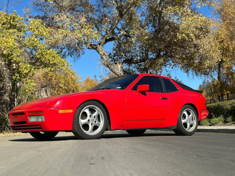 1987 Porsche 944 Turbo - Image 10 of 31