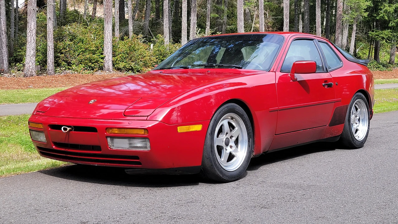 1987 Porsche 944 Turbo - Image 13 of 31