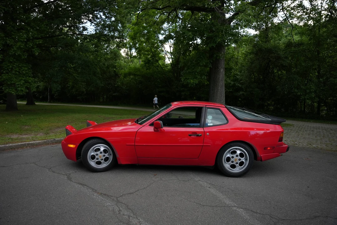 1987 Porsche 944 Turbo - Image 30 of 31