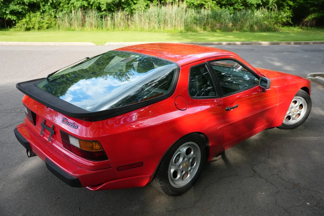 1987 Porsche 944 Turbo - Image 17 of 31