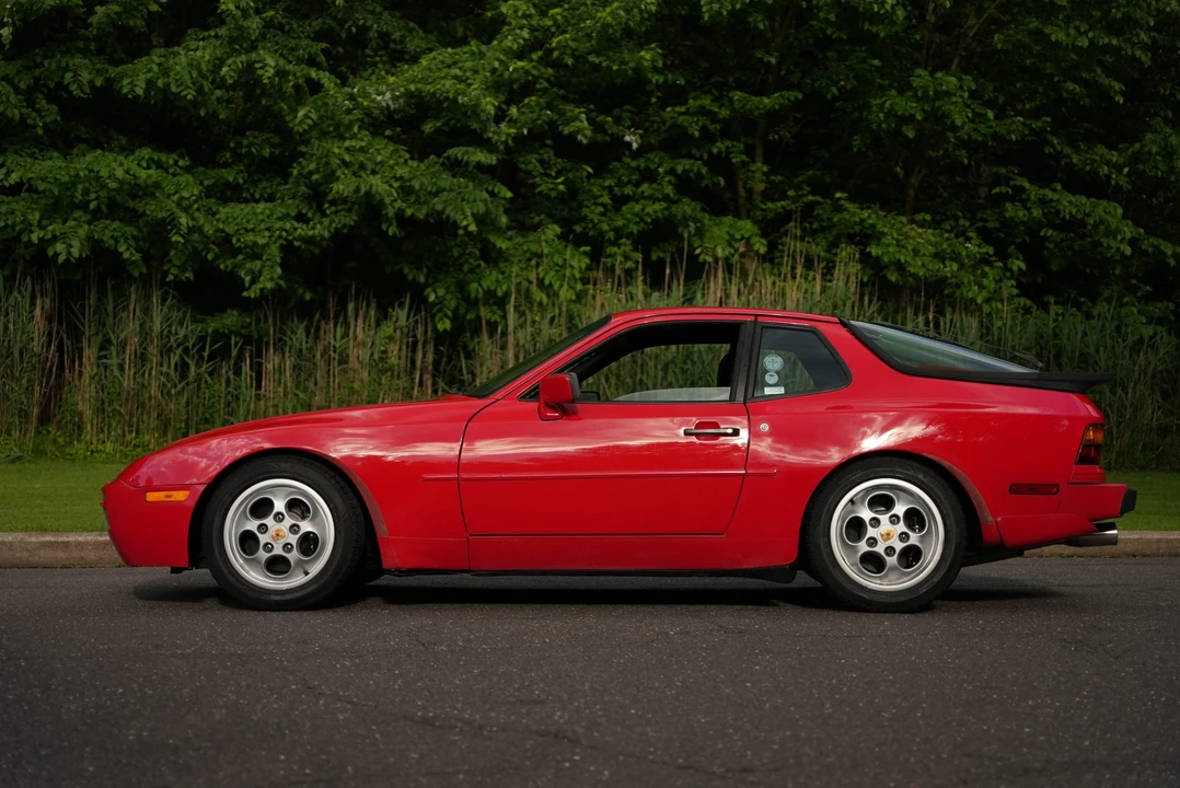 1987 Porsche 944 Turbo - Image 7 of 31