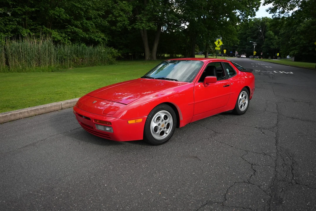 1987 Porsche 944 Turbo - Image 2 of 31