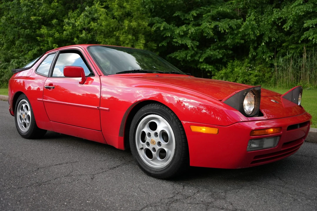 1987 Porsche 944 Turbo - Image 24 of 31