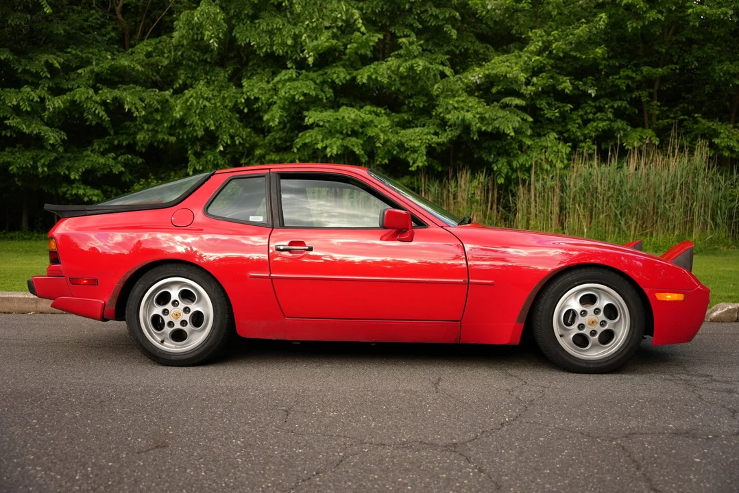 1987 Porsche 944 Turbo - Image 28 of 31
