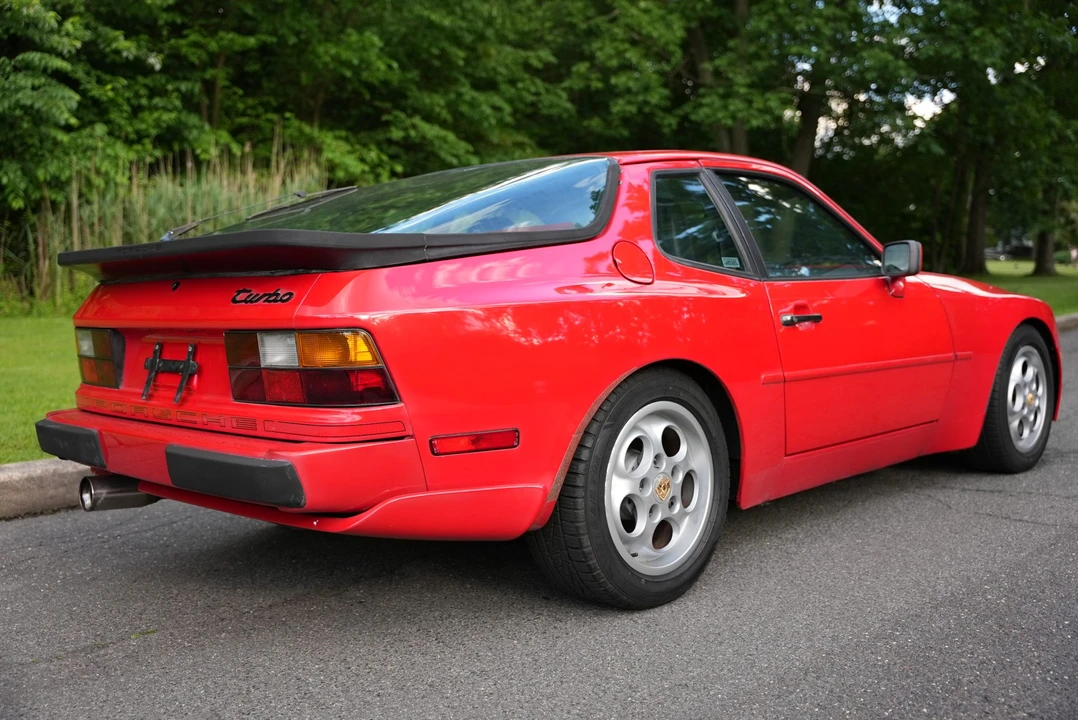 1987 Porsche 944 Turbo - Image 15 of 31