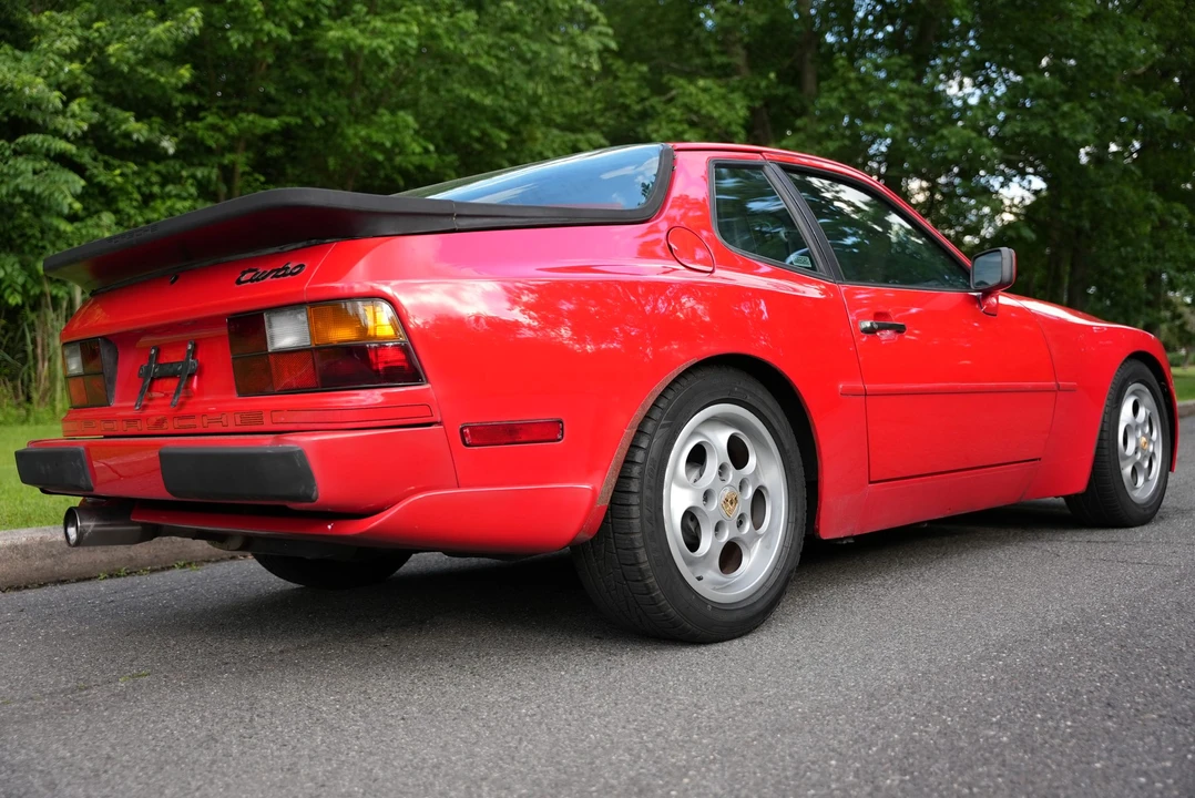 1987 Porsche 944 Turbo - Image 16 of 31