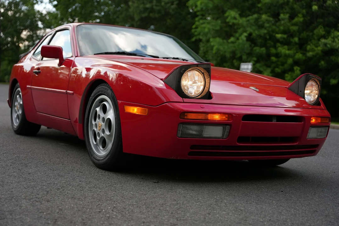 1987 Porsche 944 Turbo - Image 25 of 31