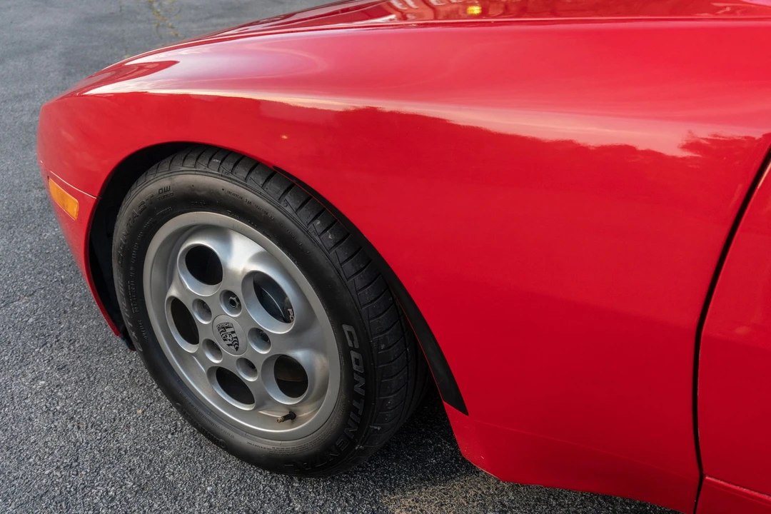 1987 Porsche 944 Turbo - Image 11 of 31
