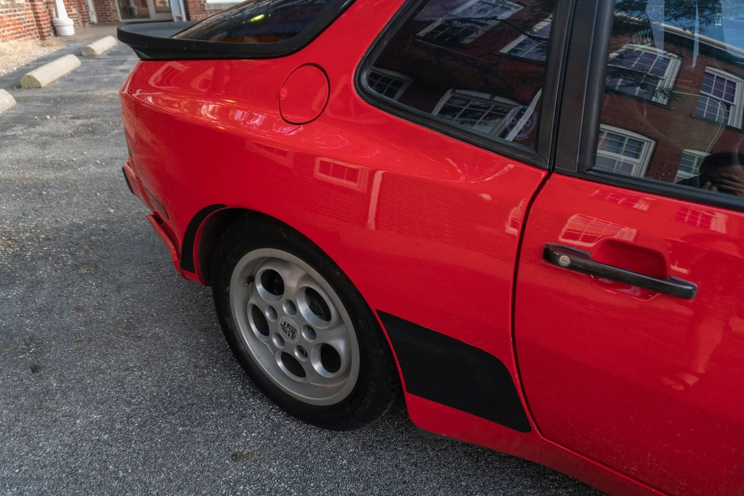 1987 Porsche 944 Turbo - Image 14 of 31