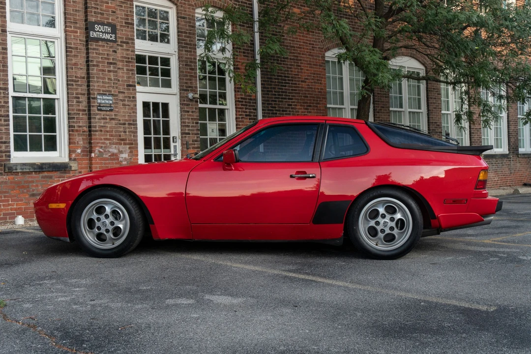 1987 Porsche 944 Turbo - Image 7 of 31