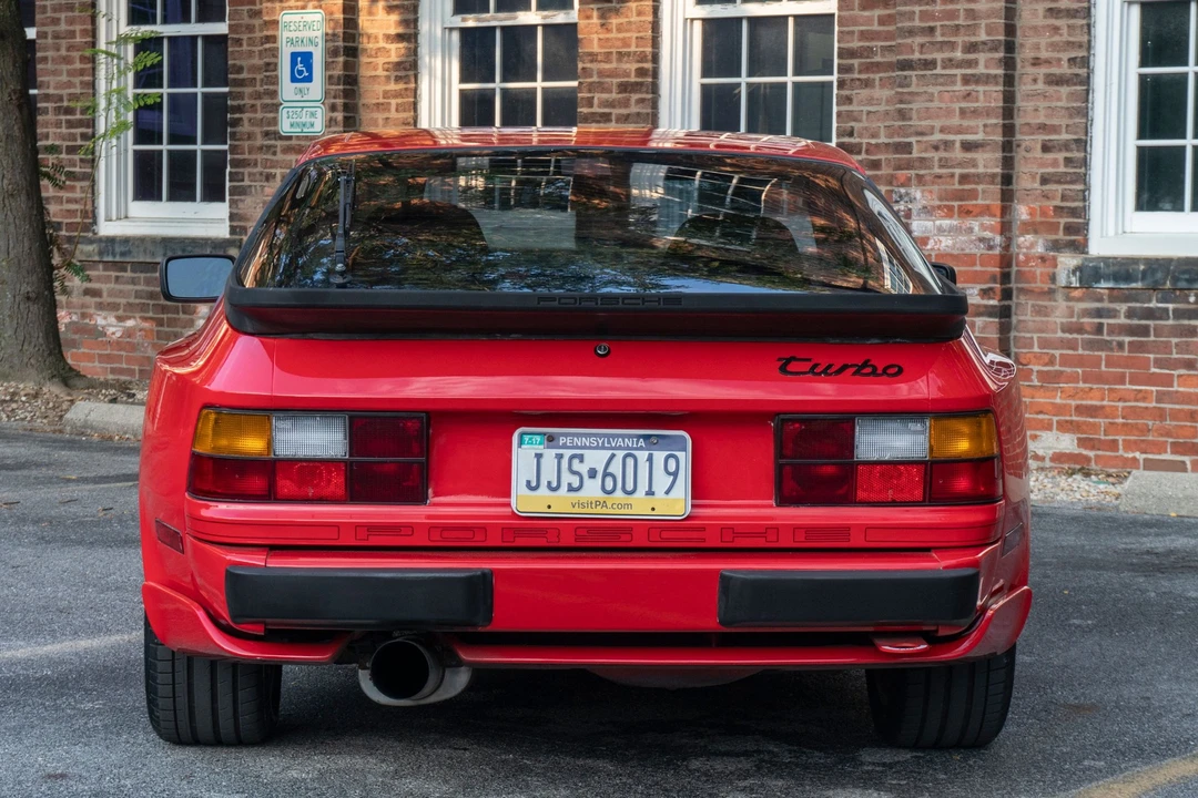 1987 Porsche 944 Turbo - Image 9 of 31