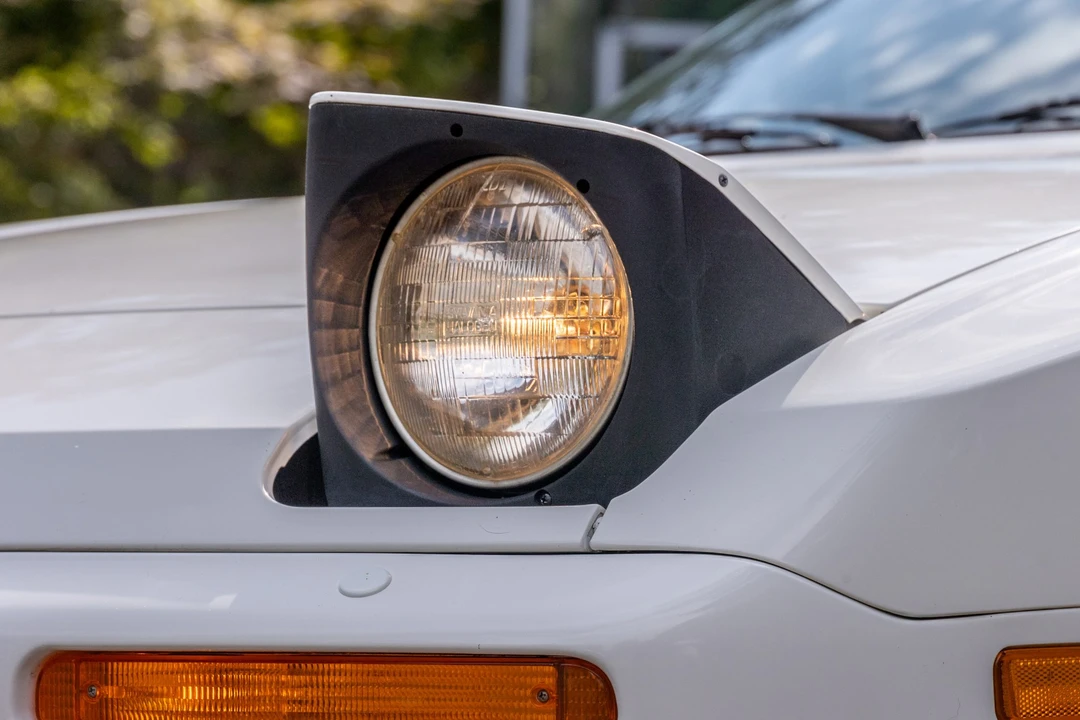 1987 Porsche 944 Turbo - Image 12 of 31