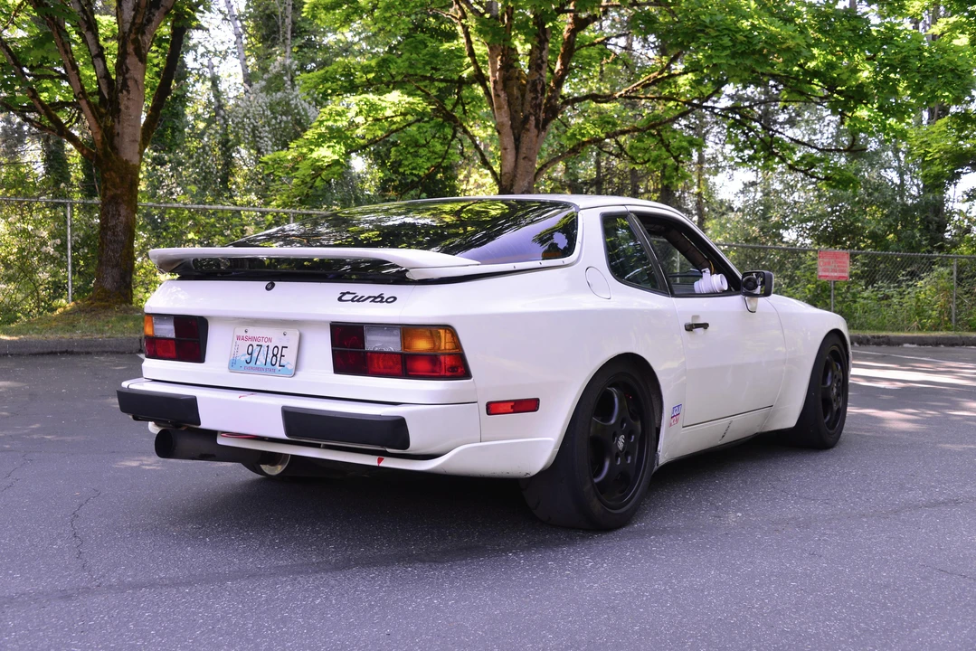 1987 Porsche 944 Turbo - Image 11 of 31