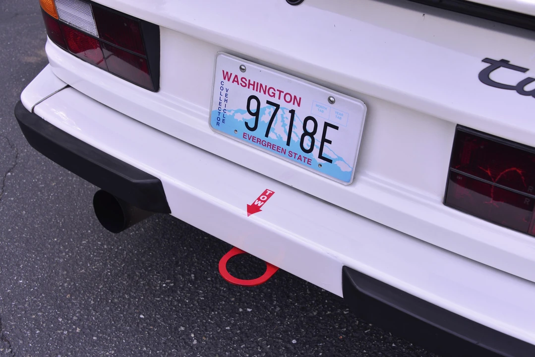 1987 Porsche 944 Turbo - Image 26 of 31