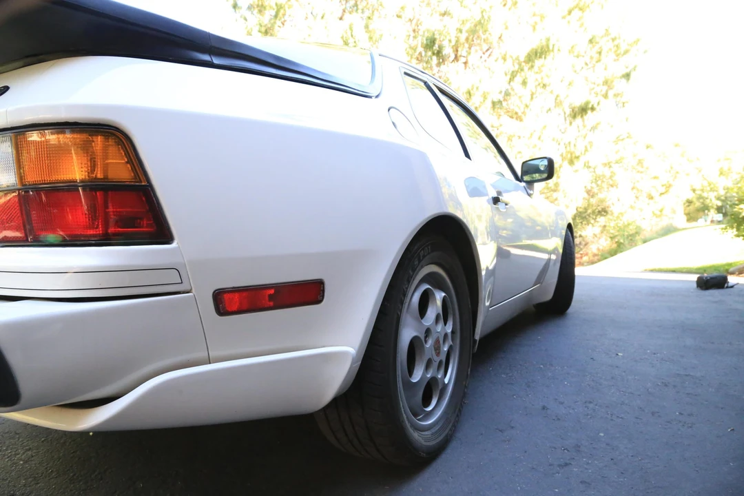 1987 Porsche 944 Turbo - Image 25 of 31