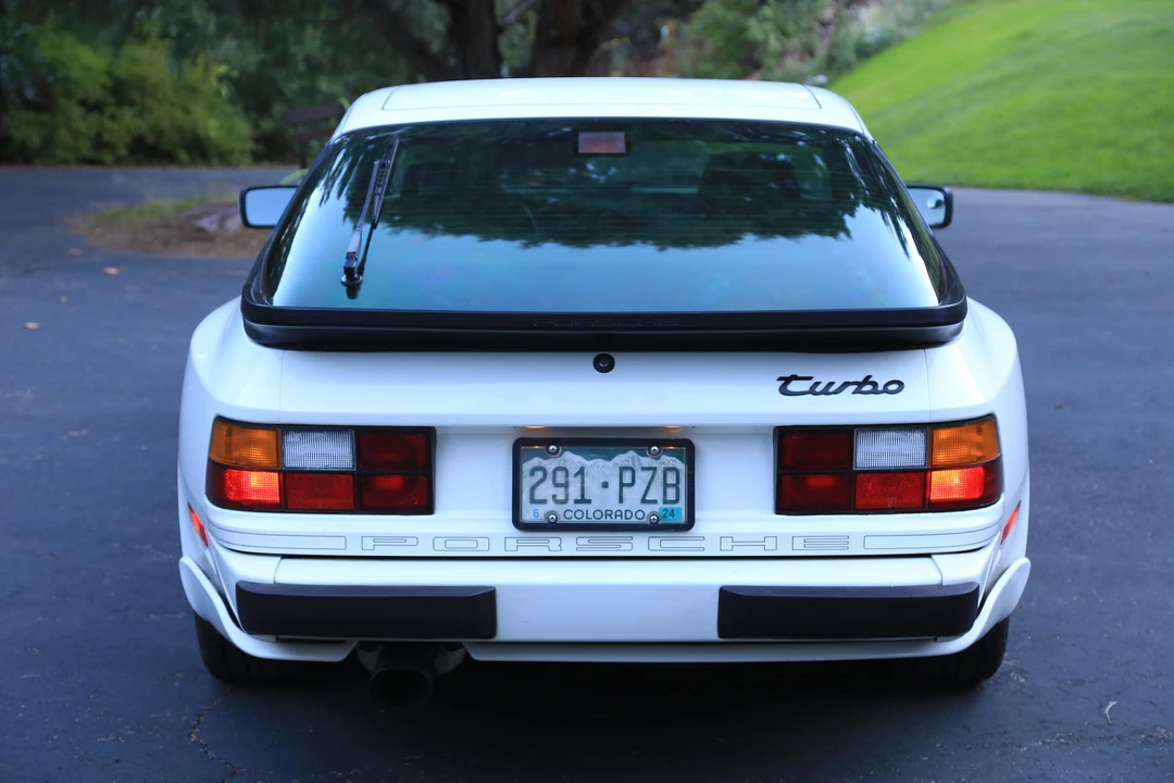 1987 Porsche 944 Turbo - Image 14 of 31