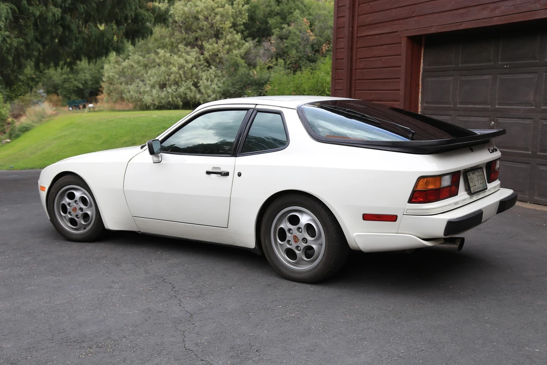 1987 Porsche 944 Turbo - Image 11 of 31