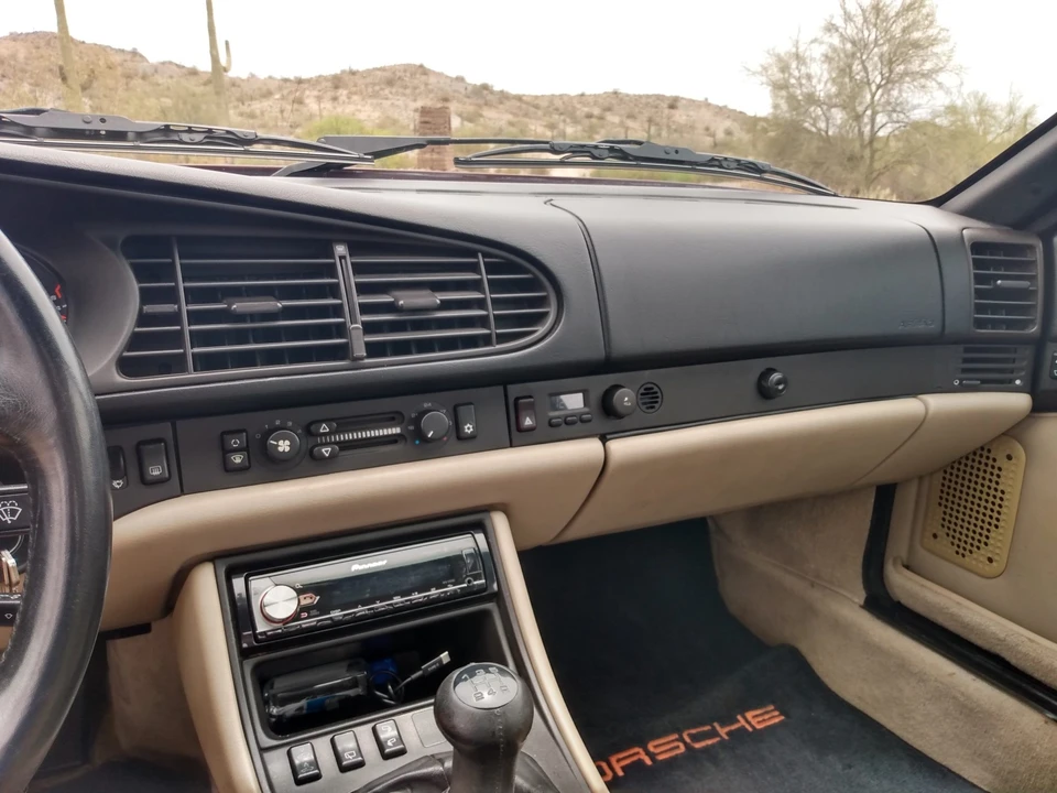 1987 Porsche 944 Turbo - Image 24 of 31