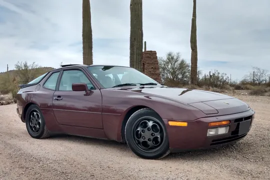 1987 Porsche 944 Turbo