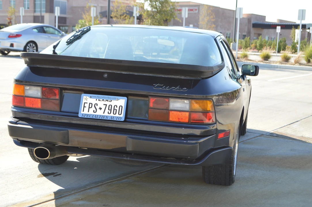 1987 Porsche 944 Turbo - Image 16 of 31