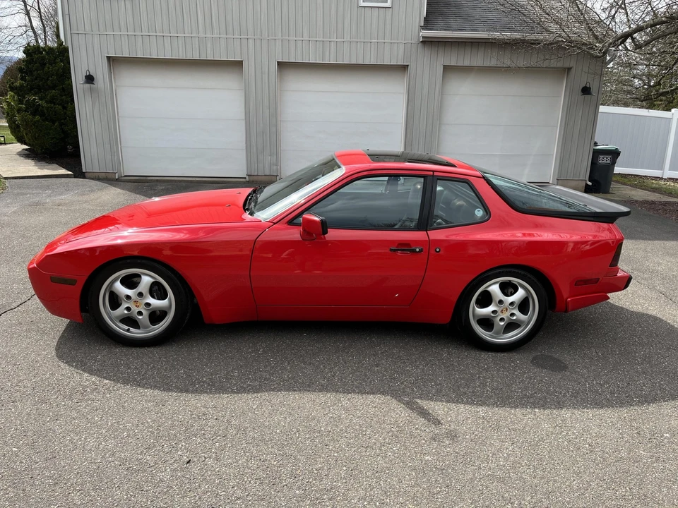 1987 Porsche 944 Turbo - Image 9 of 31