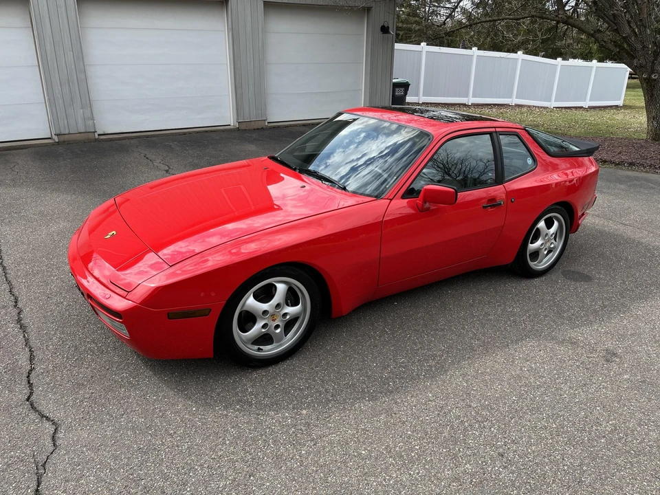 1987 Porsche 944 Turbo - Image 8 of 31