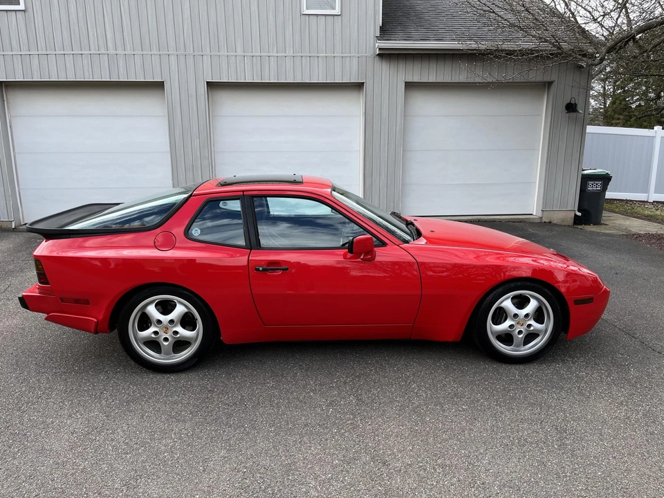 1987 Porsche 944 Turbo - Image 22 of 31