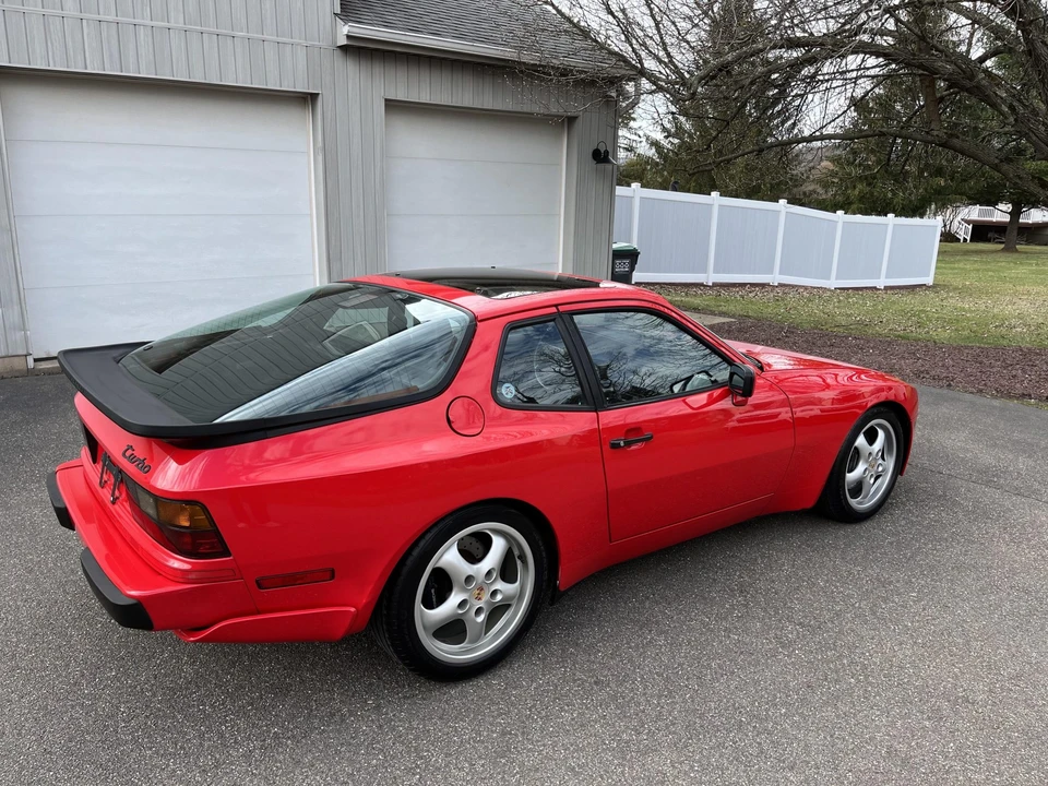 1987 Porsche 944 Turbo - Image 21 of 31