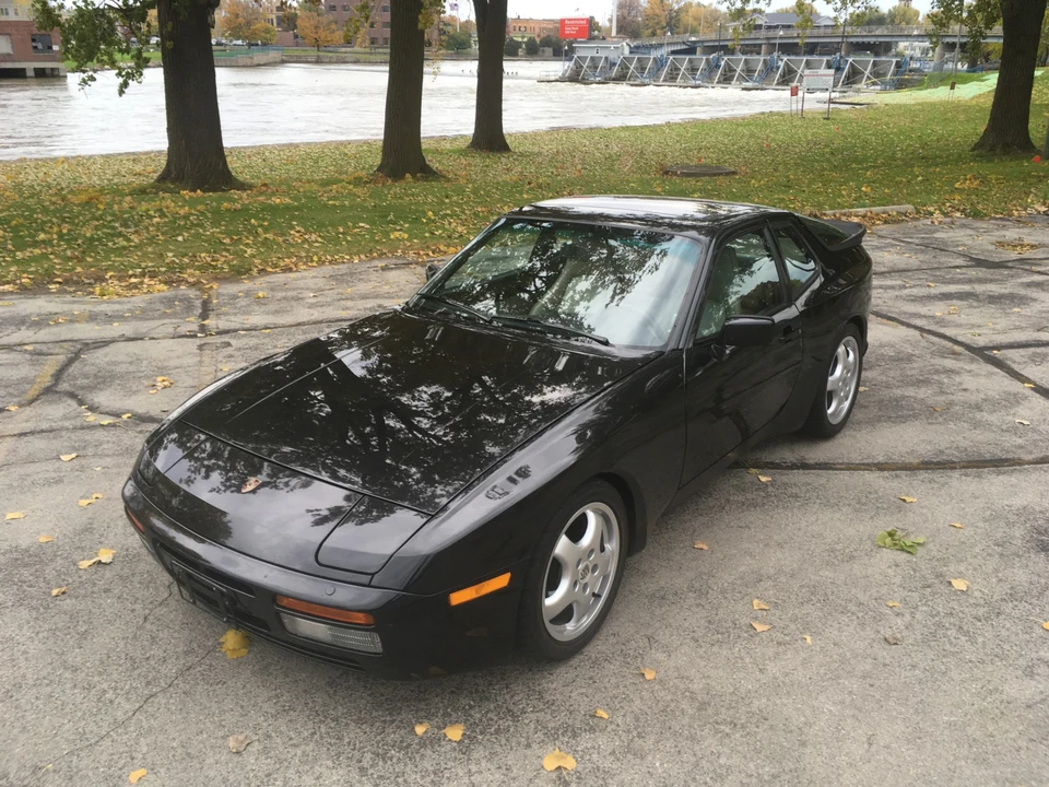 1987 Porsche 944 Turbo - Image 3 of 31