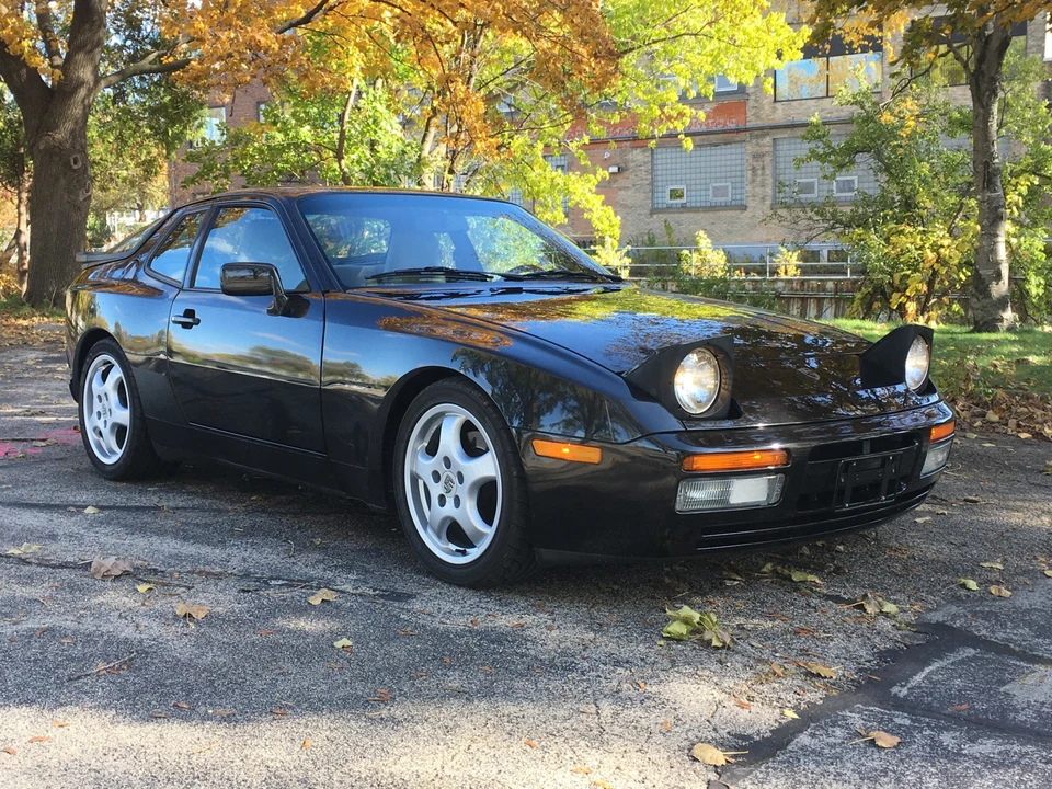 1987 Porsche 944 Turbo - Image 8 of 31