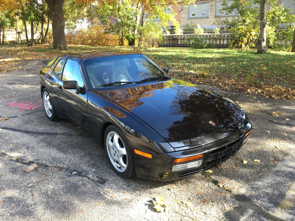 1987 Porsche 944 Turbo - Image 9 of 31