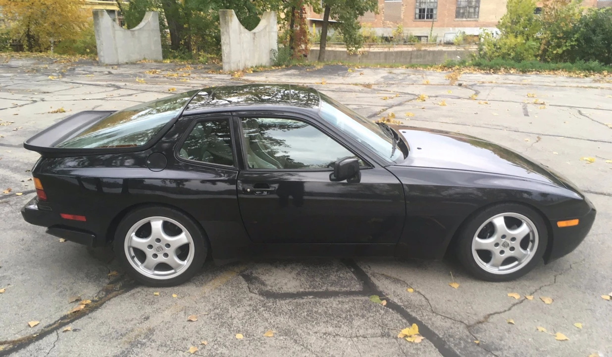 1987 Porsche 944 Turbo - Image 15 of 31