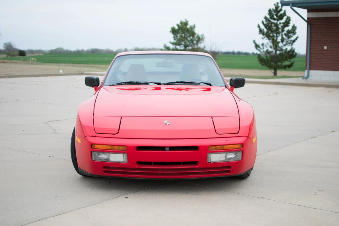 1987 Porsche 944 Turbo - Image 9 of 31