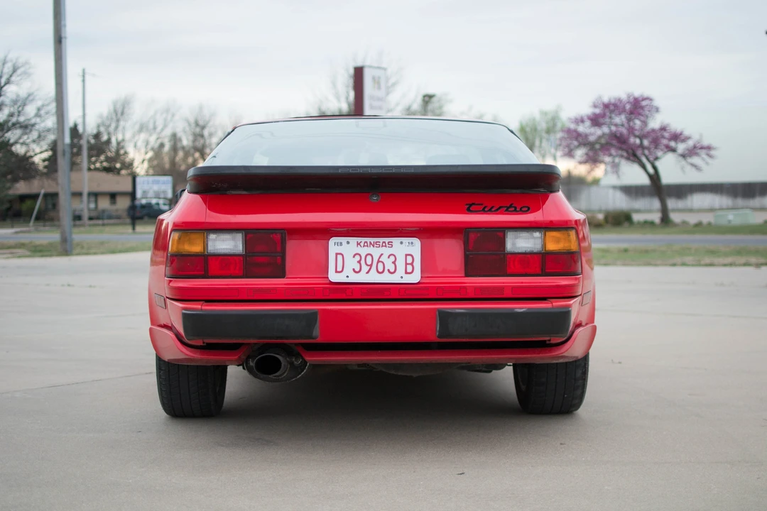 1987 Porsche 944 Turbo - Image 5 of 31