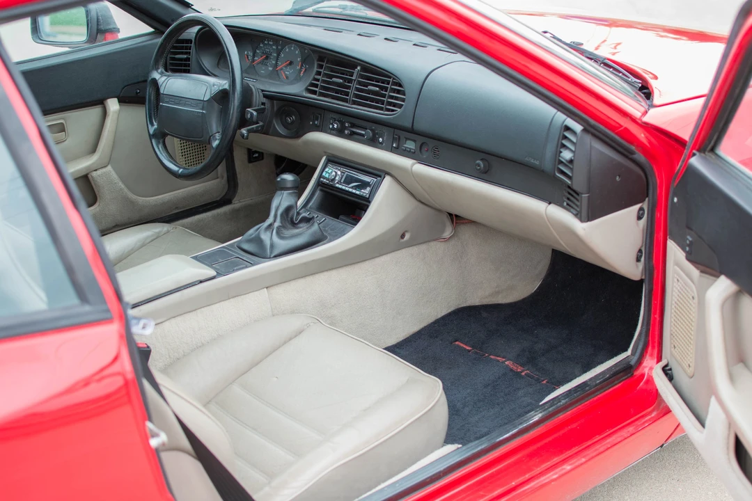 1987 Porsche 944 Turbo - Image 26 of 31